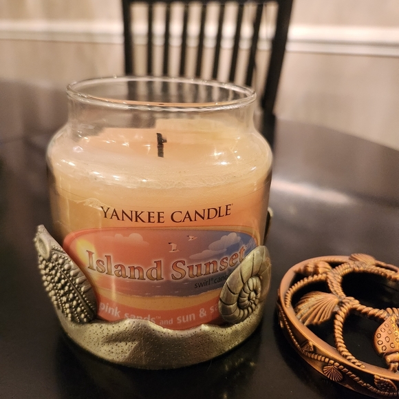 Beach-themed candle & accessories 🐚 - Picture 12 of 14